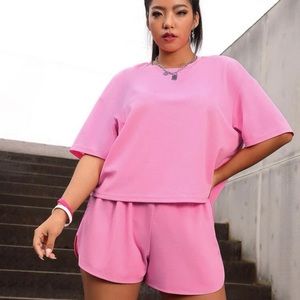Plus drop shoulder tee with shorts set